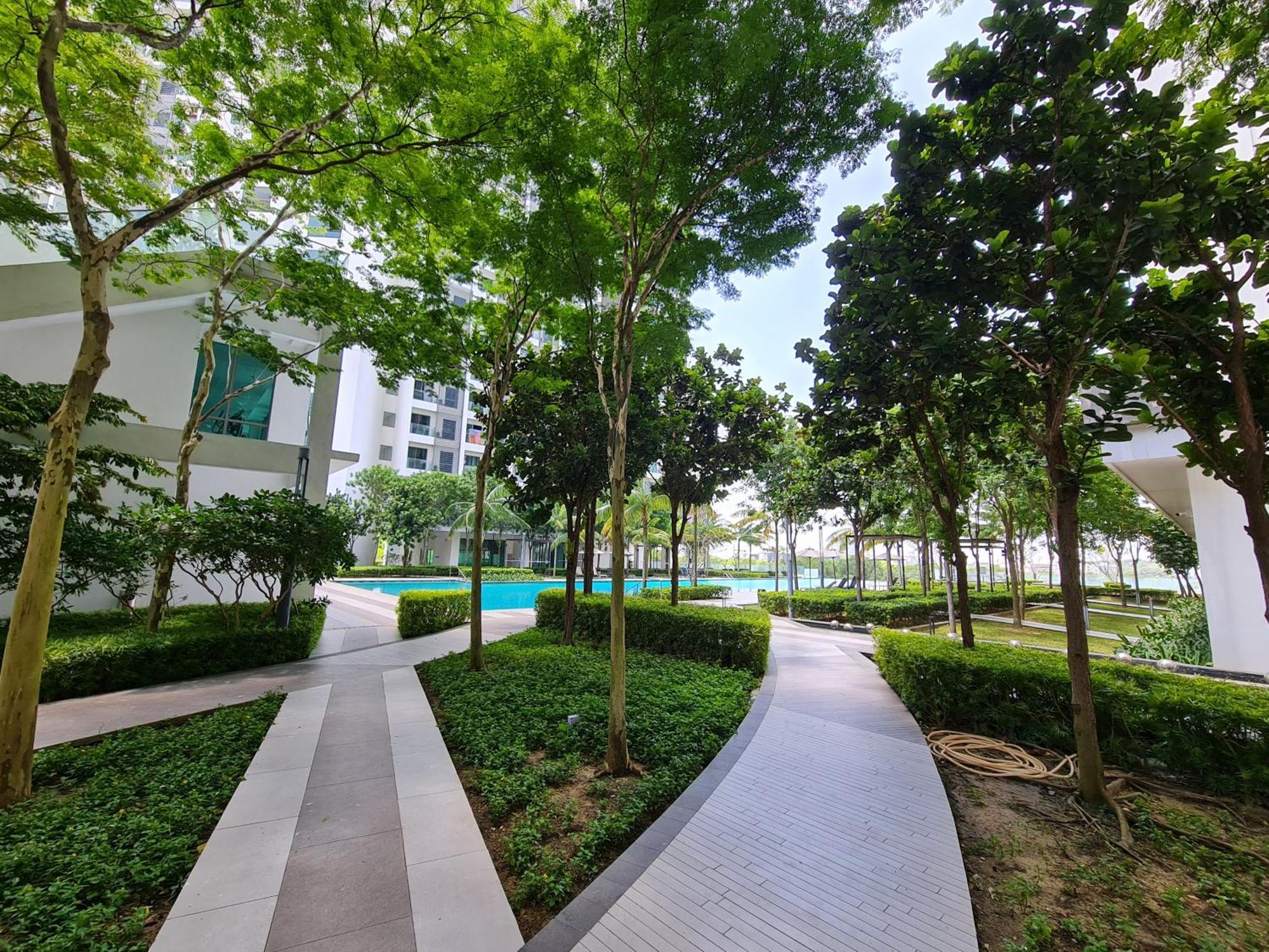 Апартаменти Retreat At Cybersquare Кіберджая Екстер'єр фото